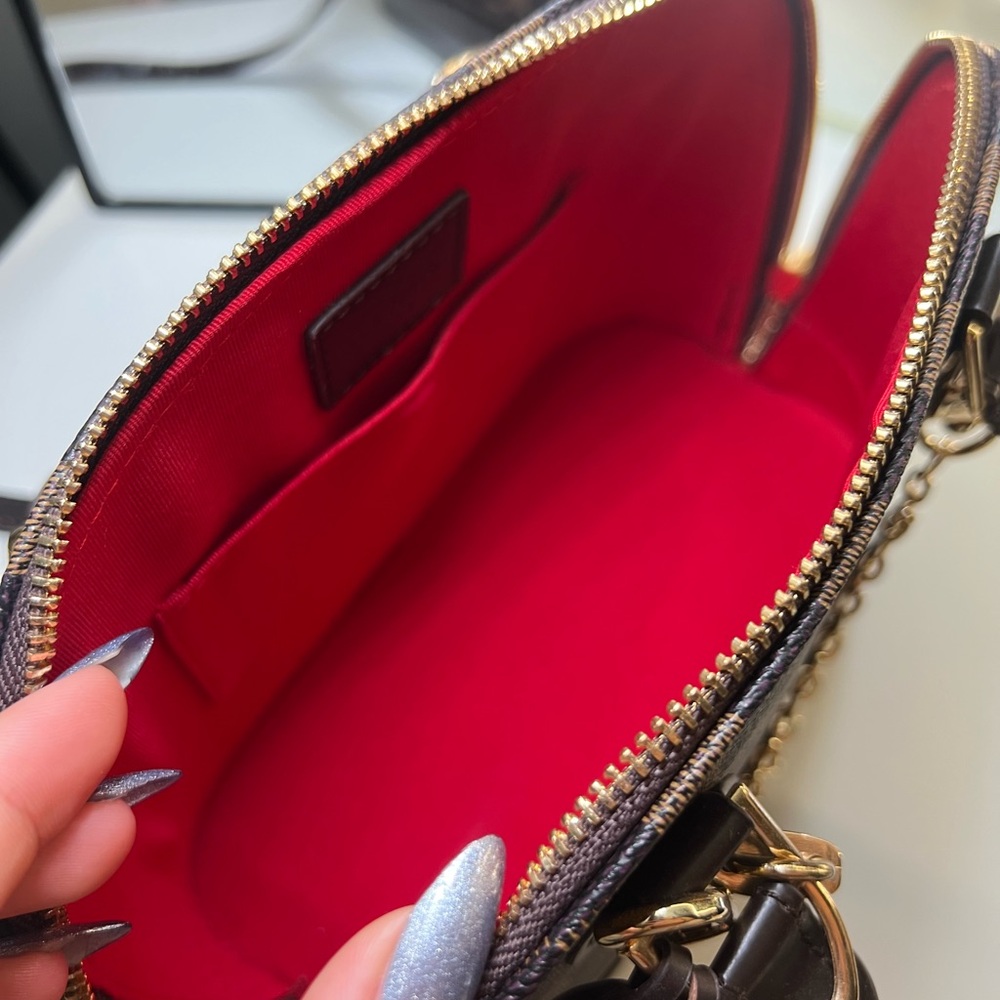 Brown Checkered Handbag (READ DESCRIPTION) - Picture 7 of 8